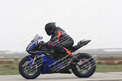 media/Nov-30-2025-TrackDaz (Sun) [[d8b22663df]]/B Group/Session 5 (Wheelie Bump)/